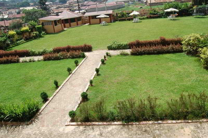 Grand Global Hotel Kampala Exteriör bild